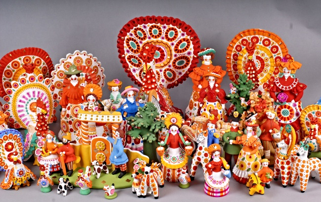Русское декоративно-прикладное искусство: виды, произведения.